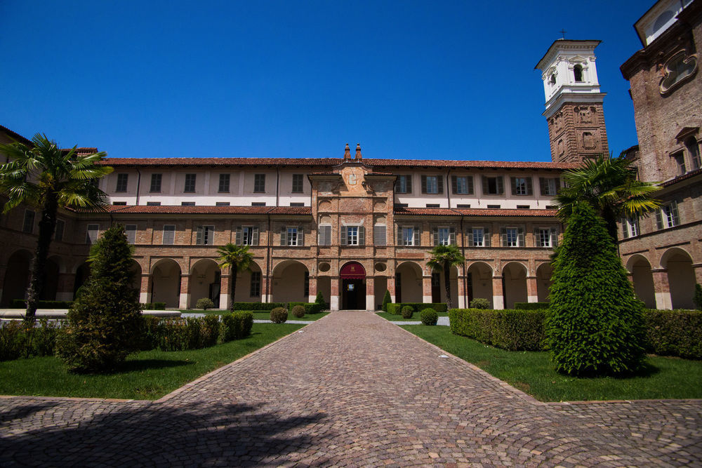 Hotel I Somaschi Cherasco Exterior photo