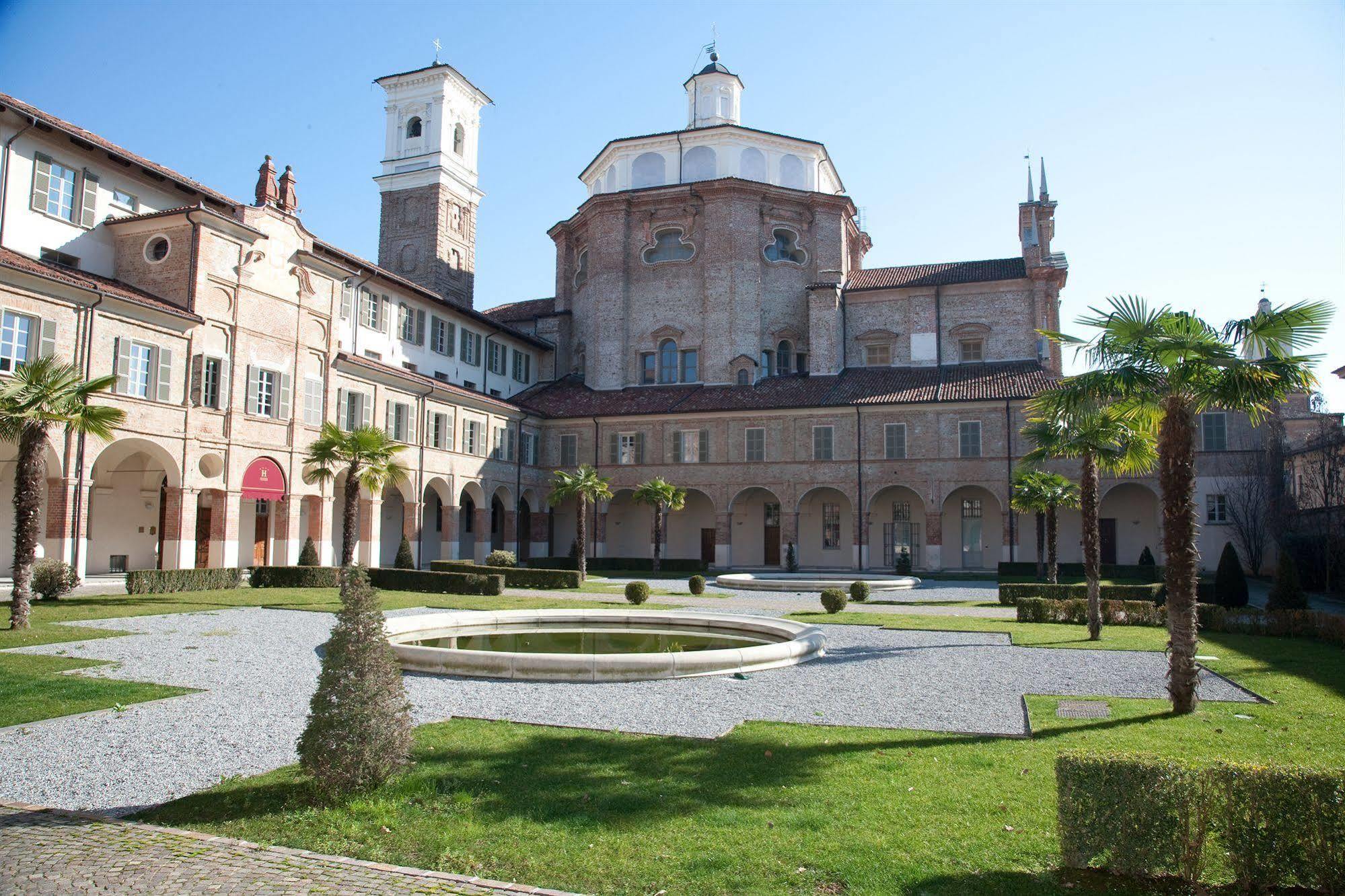 Hotel I Somaschi Cherasco Exterior photo